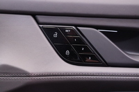 Porsche Taycan vaihtoauto