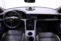 Porsche Taycan vaihtoauto