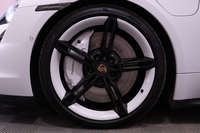 Porsche Taycan vaihtoauto