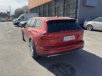 Volvo V60 Cross Country vaihtoauto