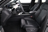 Audi Q8 e-tron vaihtoauto