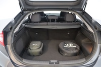 Hyundai IONIQ plug-in vaihtoauto