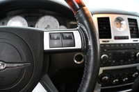 Chrysler 300C vaihtoauto