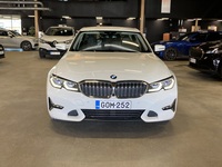 BMW 330 vaihtoauto