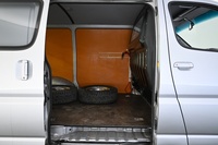Toyota Hiace vaihtoauto