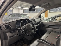 Opel Vivaro vaihtoauto