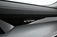 Audi Q8 e-tron vaihtoauto