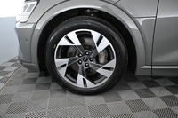 Audi Q8 e-tron vaihtoauto