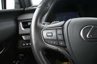 Lexus UX vaihtoauto