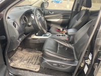 Nissan Navara vaihtoauto