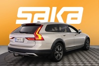 Volvo V90 Cross Country vaihtoauto