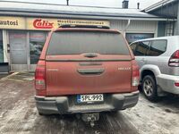 Toyota Hilux vaihtoauto