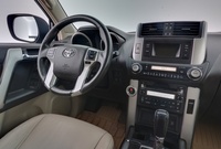 Toyota Land Cruiser vaihtoauto