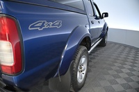 Nissan Navara vaihtoauto