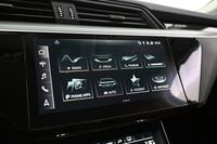 Audi Q8 e-tron vaihtoauto