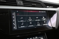Audi Q8 e-tron vaihtoauto