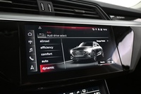 Audi Q8 e-tron vaihtoauto