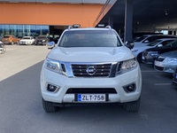Nissan Navara vaihtoauto