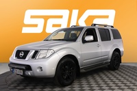 Nissan Pathfinder vaihtoauto