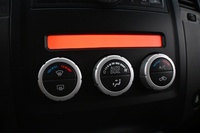 Nissan Pathfinder vaihtoauto