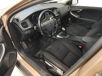 Volvo V40 Cross Country vaihtoauto