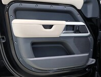 Land Rover Defender vaihtoauto