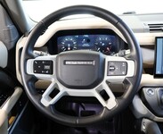 Land Rover Defender vaihtoauto