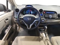 Honda Insight vaihtoauto
