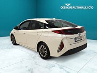 Toyota Prius Plug-in vaihtoauto
