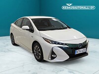 Toyota Prius Plug-in vaihtoauto