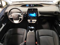 Toyota Prius Plug-in vaihtoauto