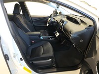 Toyota Prius Plug-in vaihtoauto