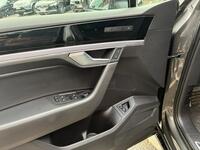 Volkswagen Touareg vaihtoauto
