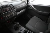 Nissan Navara vaihtoauto