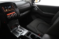 Nissan Navara vaihtoauto