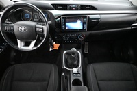 Toyota Hilux vaihtoauto