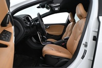 Volvo V40 Cross Country vaihtoauto