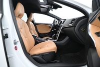 Volvo V40 Cross Country vaihtoauto