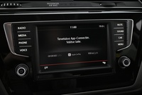 Volkswagen Touran vaihtoauto