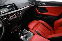 BMW M235i vaihtoauto