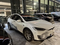 Tesla Model X vaihtoauto