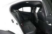 Lexus UX vaihtoauto