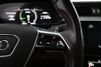 Audi Q8 e-tron vaihtoauto