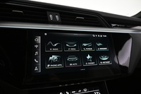 Audi Q8 e-tron vaihtoauto