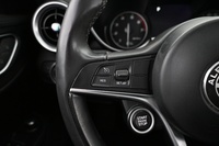 Alfa Romeo Giulia vaihtoauto