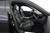 Porsche Taycan vaihtoauto