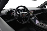 Porsche Taycan vaihtoauto