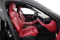 Porsche Taycan vaihtoauto