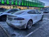Tesla Model S vaihtoauto