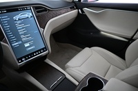 Tesla Model S vaihtoauto
